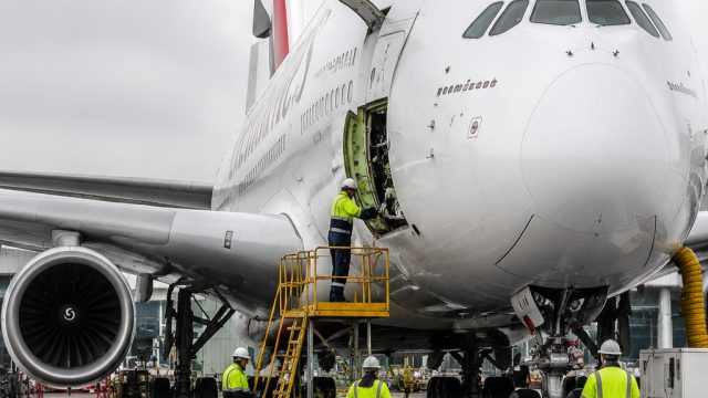 EASA Calls for Immediate Inspections of Emirates A380 Fleet