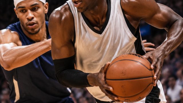 Web: San Antonio adds front-court depth with Tarris Reed Jr.