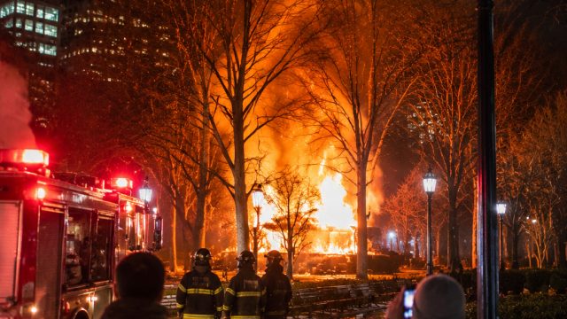 Late-Night Blaze Raises Concerns in Downtown Park Area