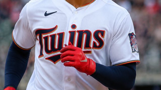 Minnesota Twins Confirm Byron 
